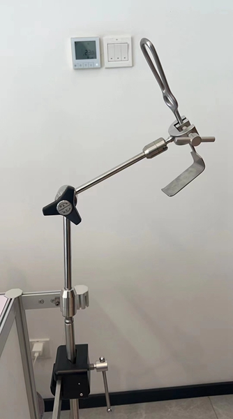 萬(wàn)向輔助支架制造